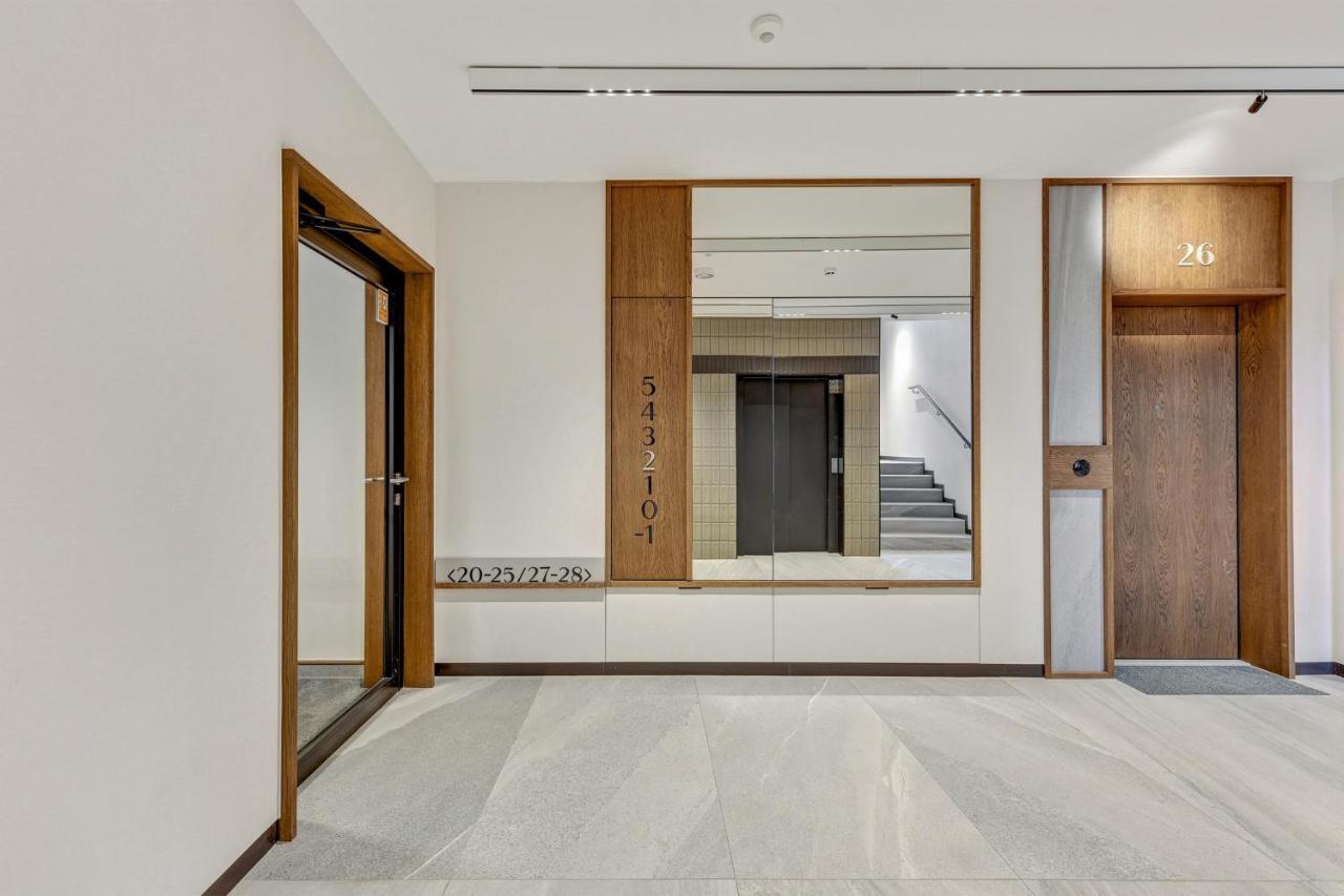 Dom & House - Apartments Old Town Scala غدانسك المظهر الخارجي الصورة
